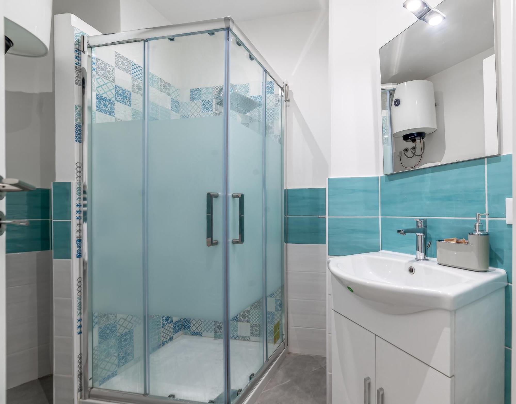 Cozy Enna Rooms - Metro Re Di Roma Esterno foto